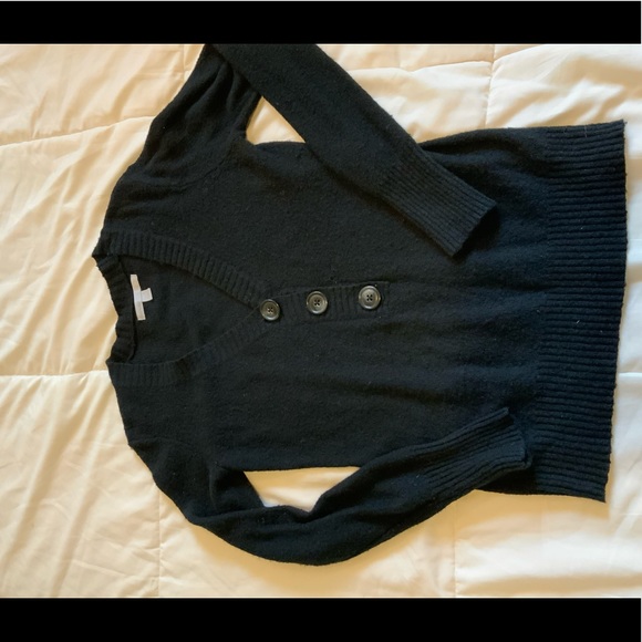 Womens low neck pullover sweater - Picture 2 of 5